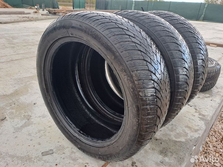 Grenlander IceHawke 1 245/50 R19 105