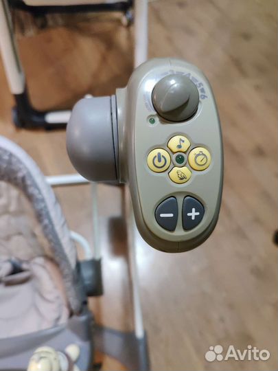 Электронные качели graco