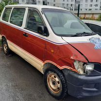 Toyota Town Ace Noah 2.2 MT, 1998, битый, 150 000 км, с пробегом, цена 210 000 руб.