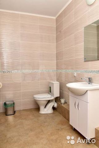 Здание, 392 м²