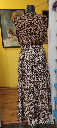 Комплект юбка и блуза 44-46