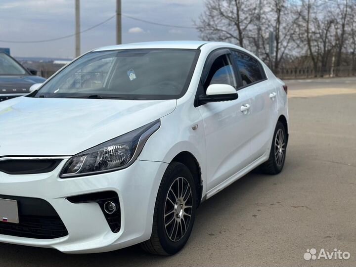 Kia Rio 1.6 МТ, 2018, 292 838 км