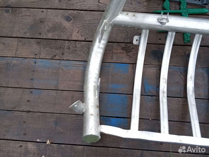 Кенгурятник на ниву