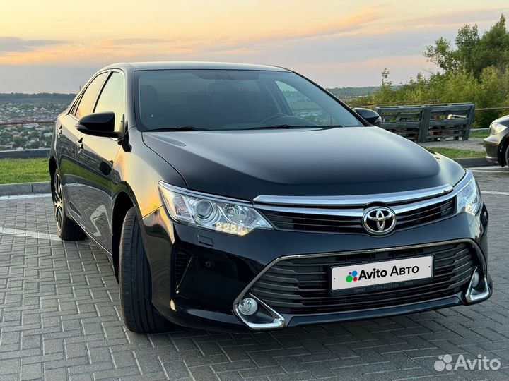 Toyota Camry 2.5 AT, 2015, 100 000 км