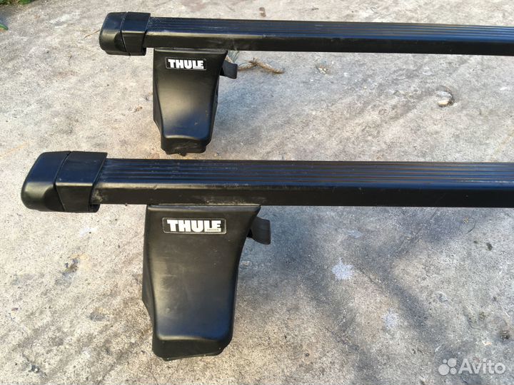 Багажник thule на крышу Ford Focus