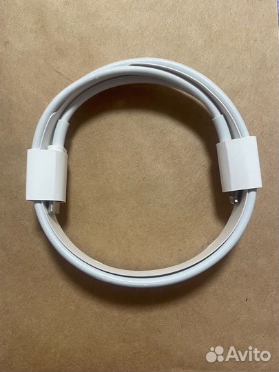 Кабель Apple USB-C to Lightning Cable