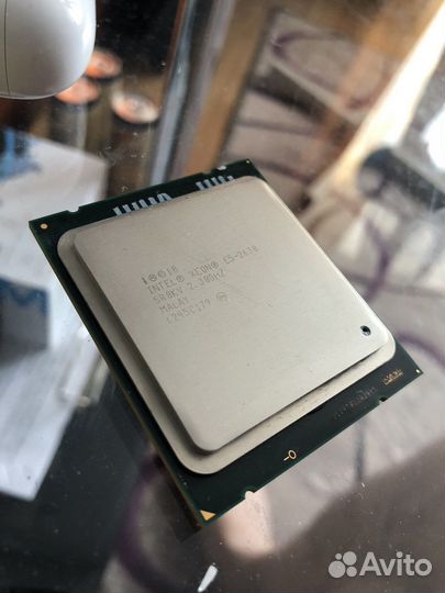 Процессор Intel Xeon e5-2630