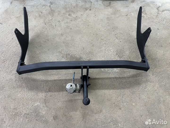 Фаркоп LADA Largus