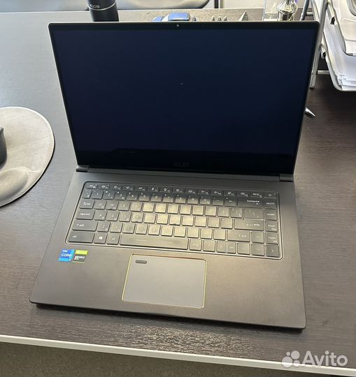 Ноутбук MSI Summit E15