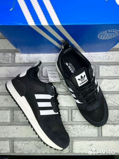 Кроссовки мужские adidas zx700 hd black