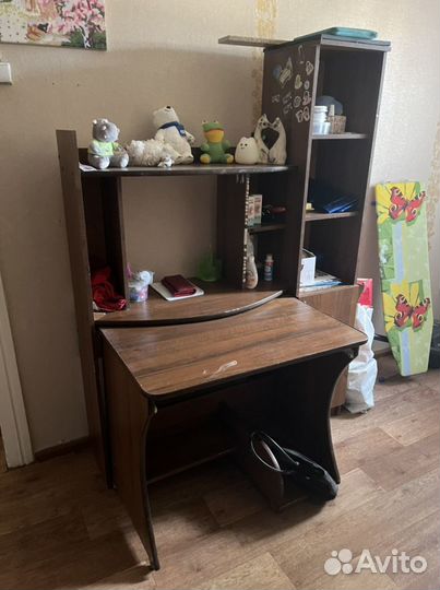 Компьютерный стол