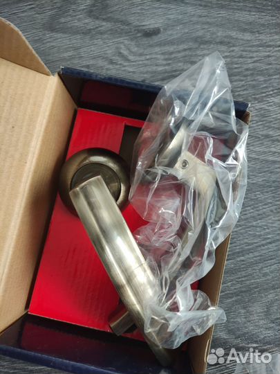 Дверная ручка