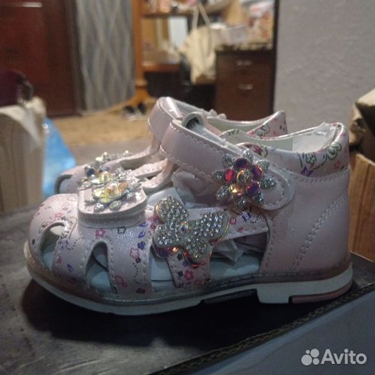 Босоножки для девочки 22р