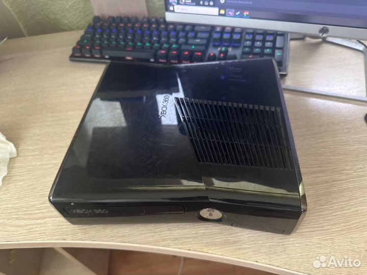 Приставка Xbox 360