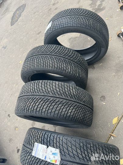 Michelin 285/45R22 325/40R22 на Mercedes GLS 167