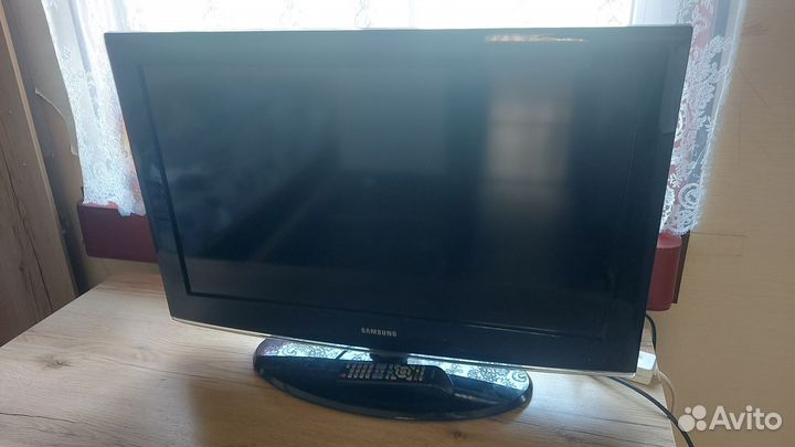 Телевизор Samsung 32