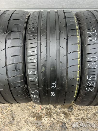 Dunlop SP Sport Maxx 050+ 325/30 R21 и 285/35 R21