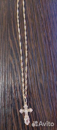 1 золотая цепочка 585 вместе с крестиком 583