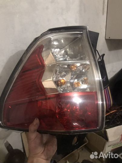 Правый фонарь subaru forester sh