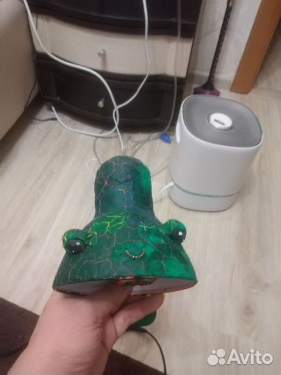 Настольная лампа