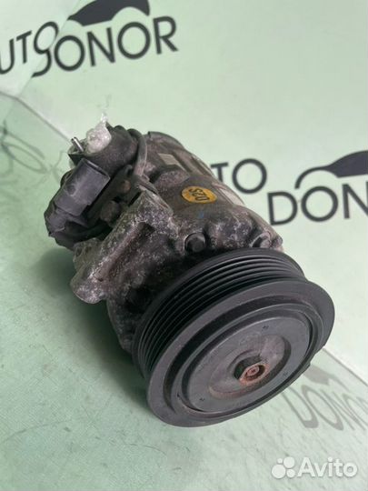 Компрессор кондиционера Volkswagen Touareg 7L