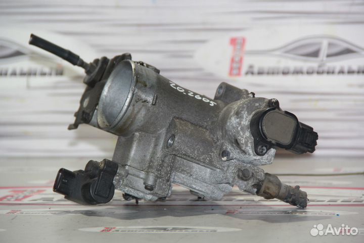 Заслонка c Toyota Crown JZS151 1JZ-GE