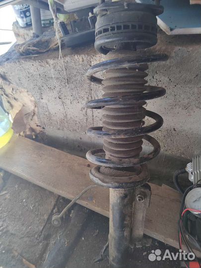 Амортизаторы с пружинами + стабилизаторы