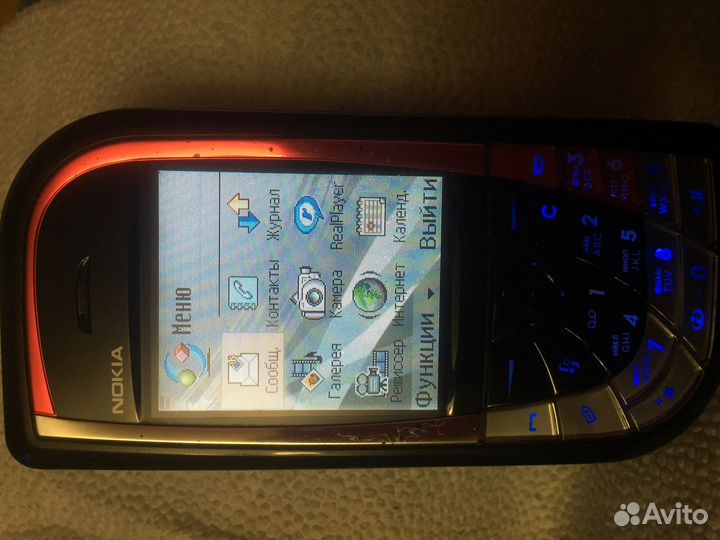 Телефон Nokia 7610