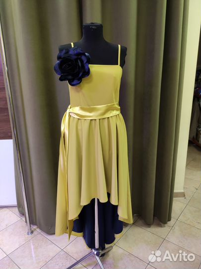 Платье на выпускной 46- 48 размера