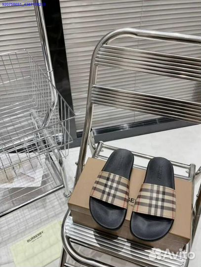 Шлепанцы Burberry