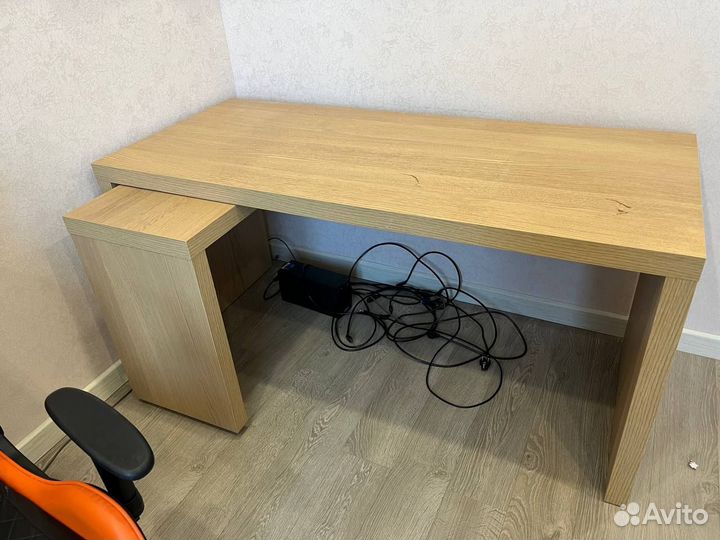 Письменный стол IKEA
