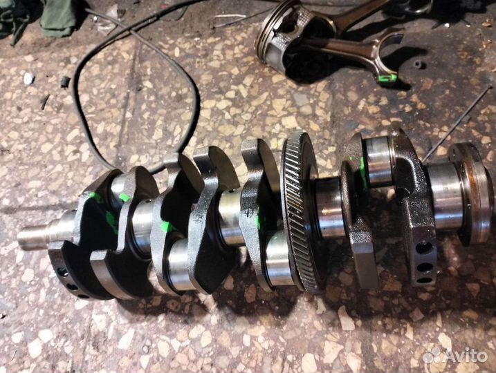 Коленвал peugeot 607 2.2