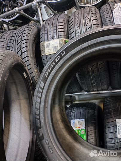 Michelin Pilot Sport 5 245/40 R19 и 275/35 R19 100Y