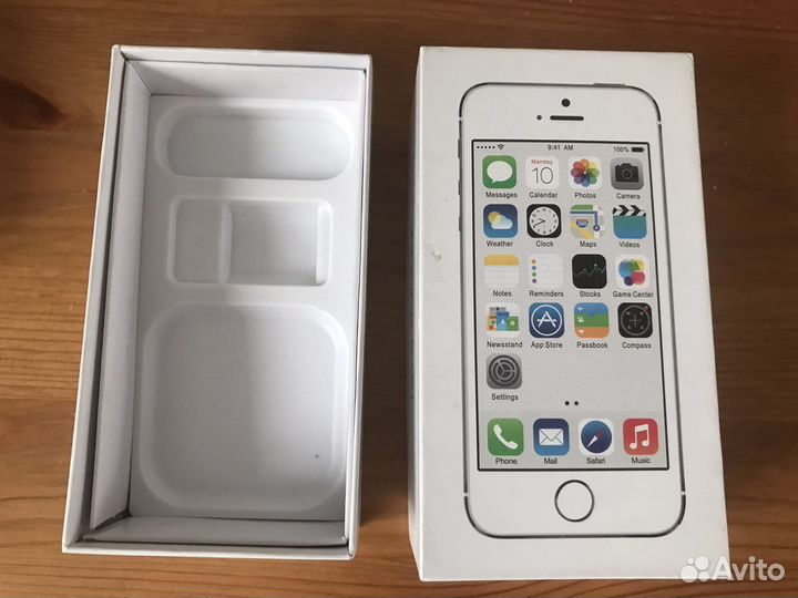 Коробки пустые из под телефонов iPhone 5s, 8, X