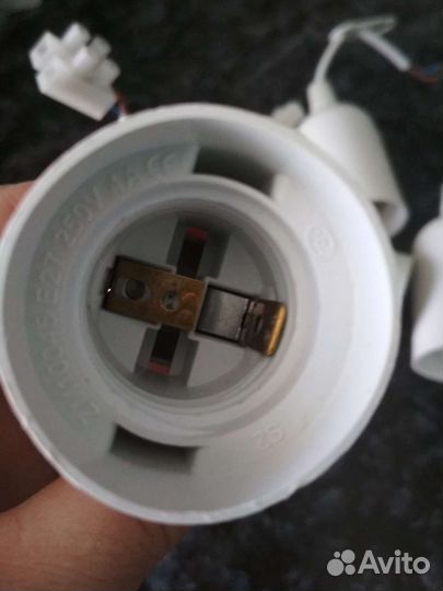 Патрон е27 пластик