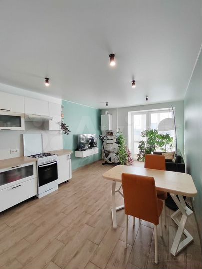 2-к. квартира, 61 м², 9/10 эт.