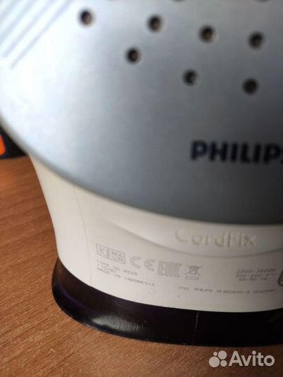 Утюг Philips Azur Performer Plus GC4525