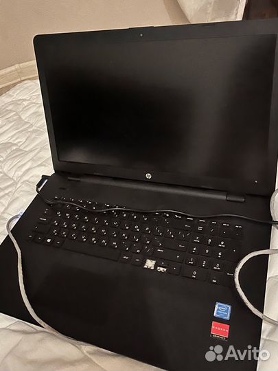 Ноутбук hp 17-bs011ur