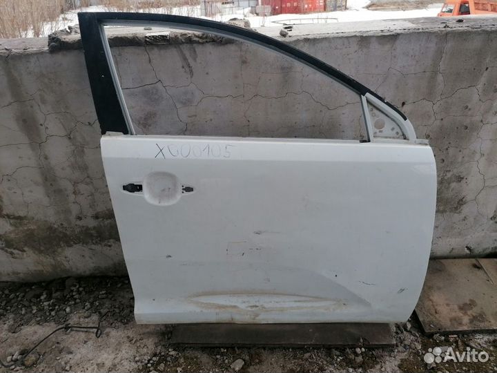 Передняя правая дверь Kia Sportage 3