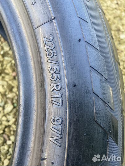 Toyo 350 225/55 R17