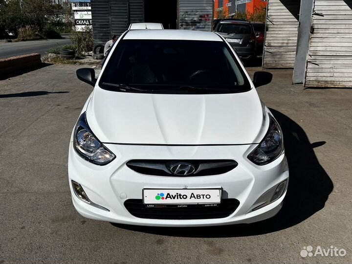 Hyundai Solaris 1.6 AT, 2013, 207 000 км