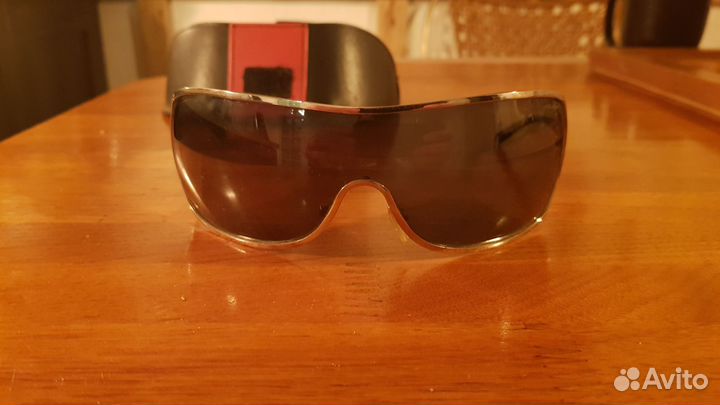 Солнцезащитные очки мужские