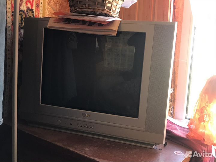 Телевизор бу LG