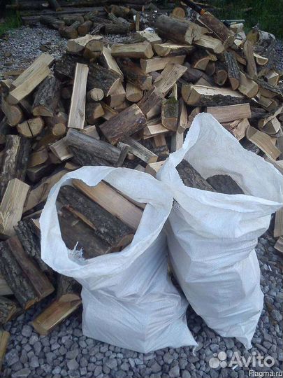 Дрова, сухие,прицеп в мешках. Уголь в мешках