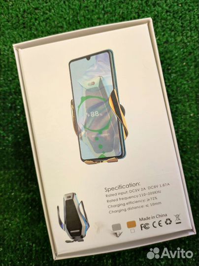 Держатель для телефона в машину