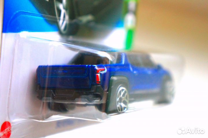 Hot Wheels Chevrolet Silverado EV RST