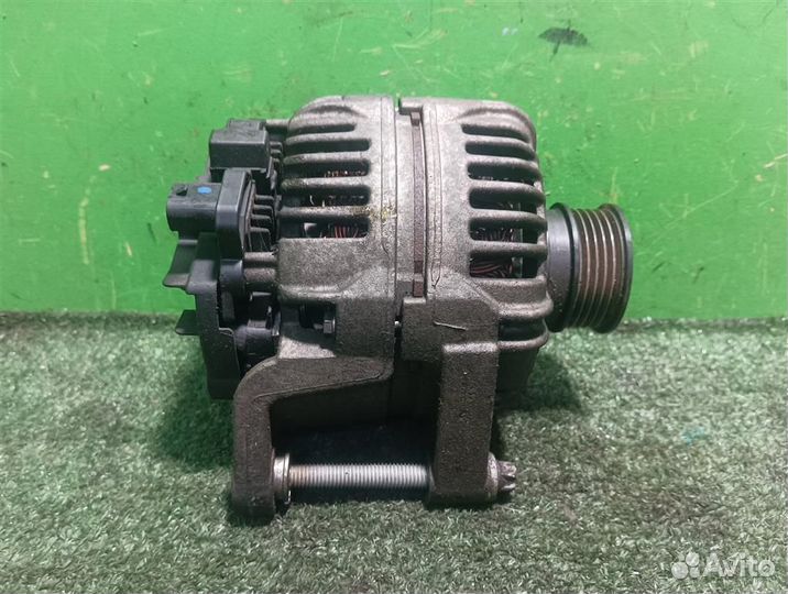 Генератор Opel astra H 2009