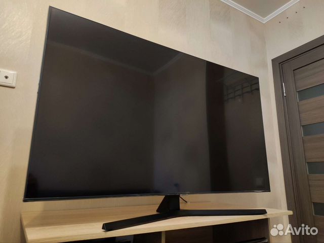 Огромный 4K Samsung UltraHD Smart TV 55 дюймов купить в Москве ...