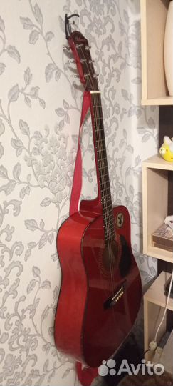 Акустическая гитара