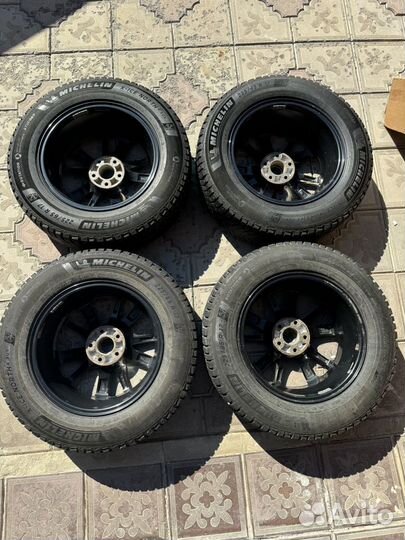 Колеса Michelin X-Ice North 4 SUV 225/65 R17 106T